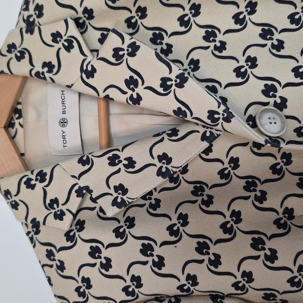 Tory Burch Jacket Blazer Cream with Black Floral Motif - Picture 6 of 10